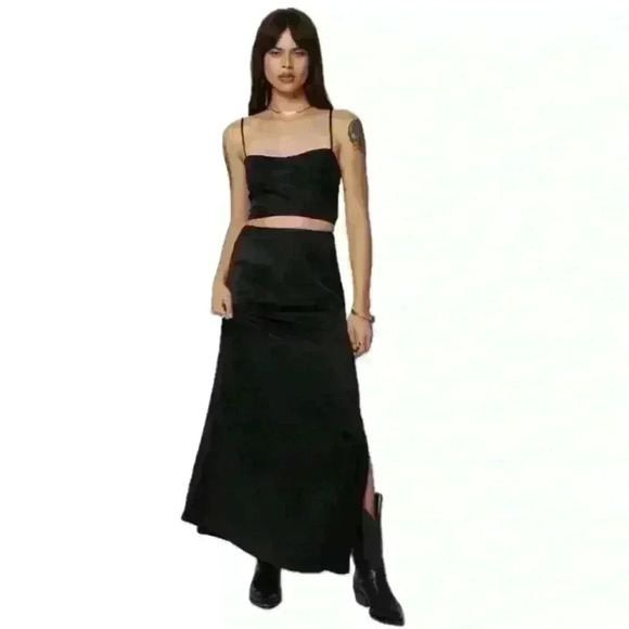 Stillwater- The "Cupro Silky Dani Maxi Skirt" Black Extra Small New With Tags! - Picture 1 of 10